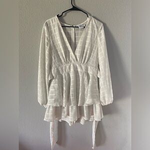 Princess Polly‎ White Layer Ruffle Romper With Tie Long Sleeve Sz 8 EUC